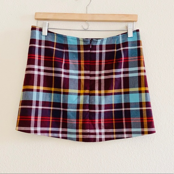 Urban Outfitters Plaid Mini Skirt SZ M - Picture 2 of 4